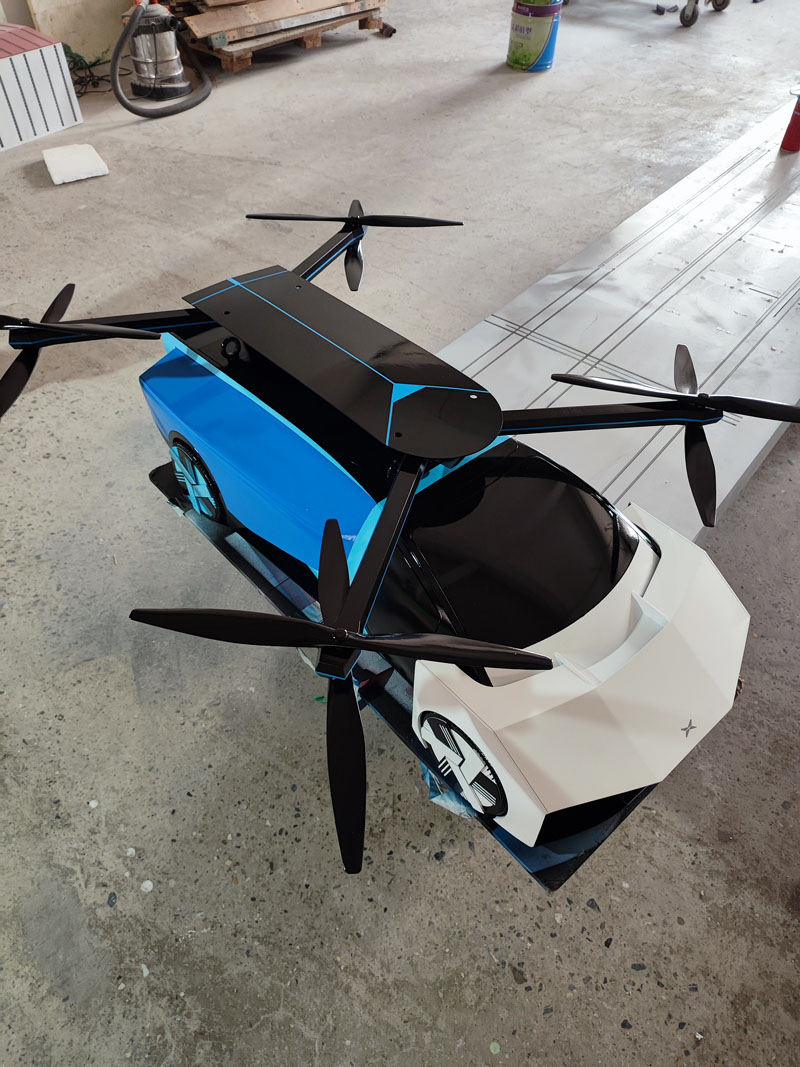 小（xiǎo）鵬飛行汽車